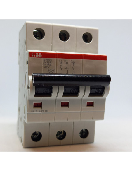 Automatinis jungiklis 3P C32A 6kA S203-C32 ABB