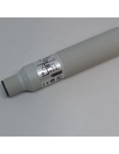 Talpuminis daviklis M18, Sn-8mm, 10-40VDC, PNP, M12 jungtis Carlo Gavazzi