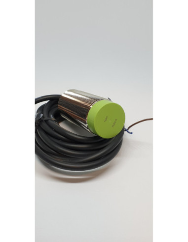 CR30-15AO Talpuminis daviklis M30 NO 100-240VAC Autonics