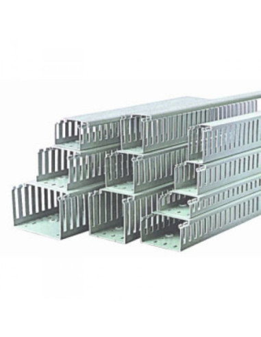 Perforuotas plastikinis kanalas 40x60mm 2m